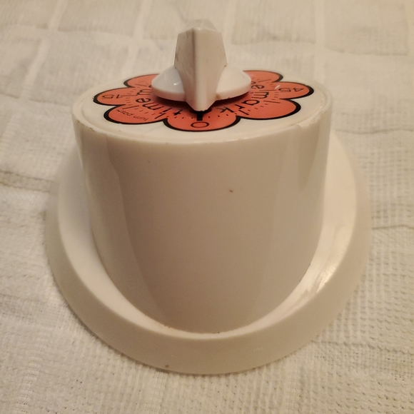 Vintage Time Mark One Hour Timer, Daisy Orange Flower, 1960s Retro Kitchen Timer - Picture 6 of 6
